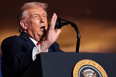 Трамп призвал лидеров Европы надавить на Зеленского