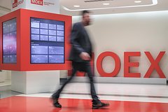 Российский рынок акций обрушился после слов Путина о войне с Европой