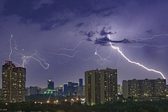 Физик рассказал о правилах поведения при виде шаровой молнии
