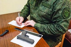 Пожилой россиянин с самодельным арсеналом устроил кровавую разборку с автомехаником