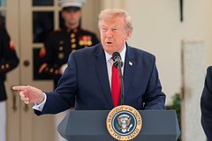 Трамп анонсировал обращение к нации