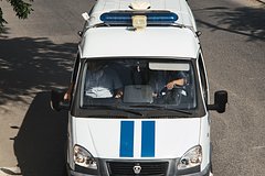 Двое мужчин изнасиловали российскую школьницу на берегу моря