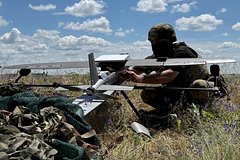 Рой дронов ВСУ летел на Москву. Откуда их могли запустить и почему они долетают до Подмосковья даже в непогоду